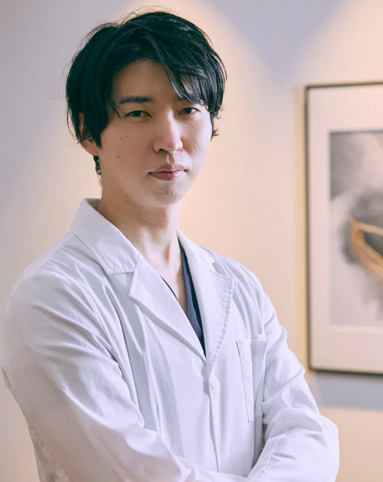 多くの同業歯科医師・著名人が当院でインプラント治療を受けています