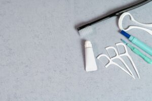 羽曳野市でのインプラント治療の費用内訳と医院選びを失敗しないポイント